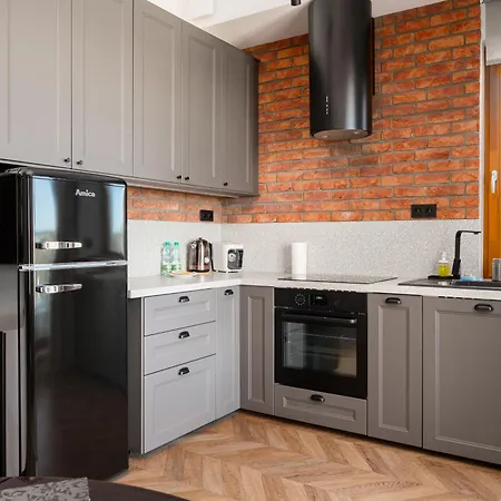 Metro Mlociny Deluxe By Bookinghost Apartment *