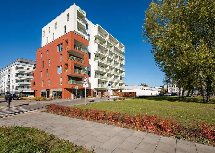 Metro Młociny Deluxe By Bookinghost Warszawa